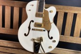 Gretsch G-6136T White Falcon-3.jpg